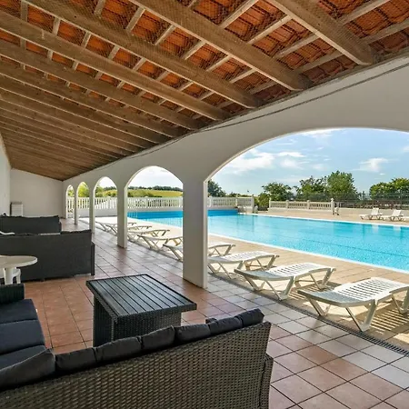 Lovely In Nyaraló *